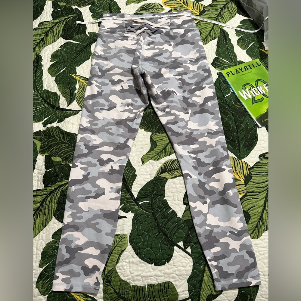 Camouflage Power Hold made by Fabletics